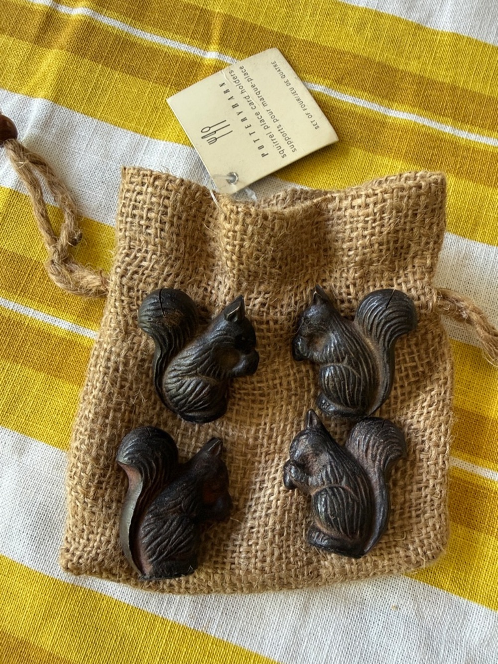 Place Card Holders name Pottery Barn Squirrels Set of 4 cast iron and burlap bag - Picture 7 of 8